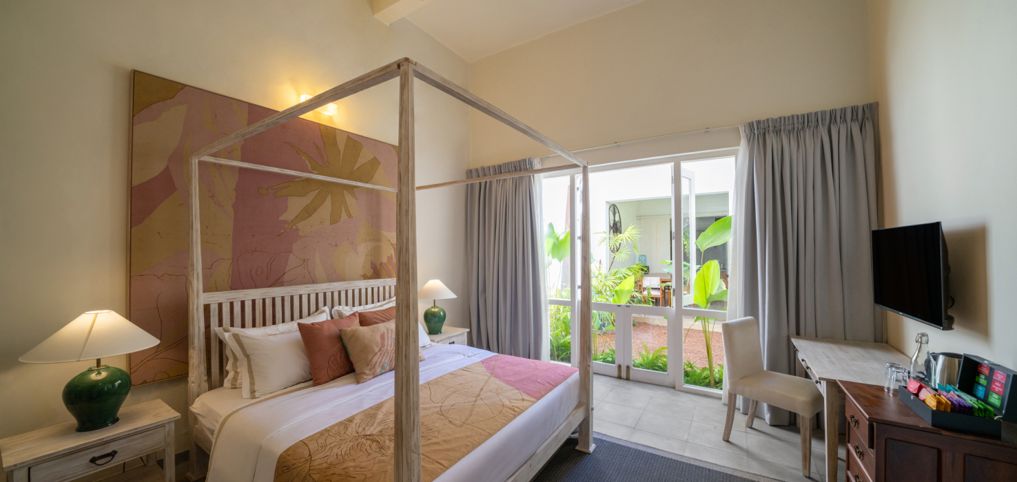 Courtyard Suite With Garden View